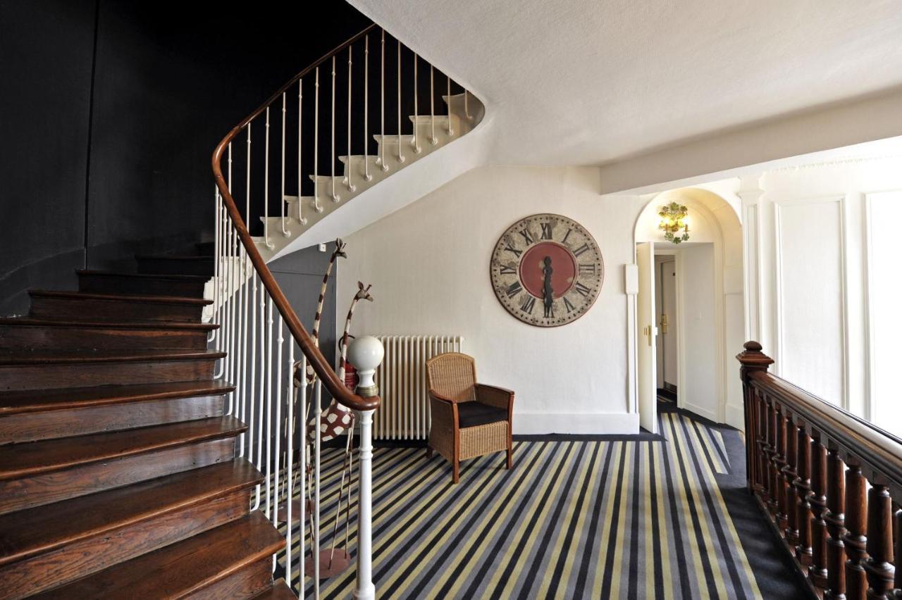 Logis Hotel De Bourgogne - Macon Bagian luar foto