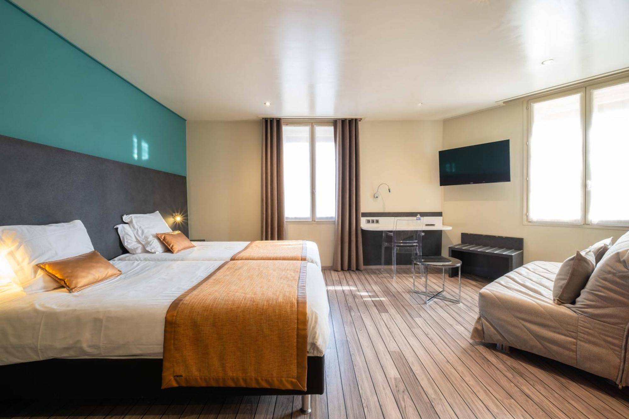 Logis Hotel De Bourgogne - Macon Bagian luar foto