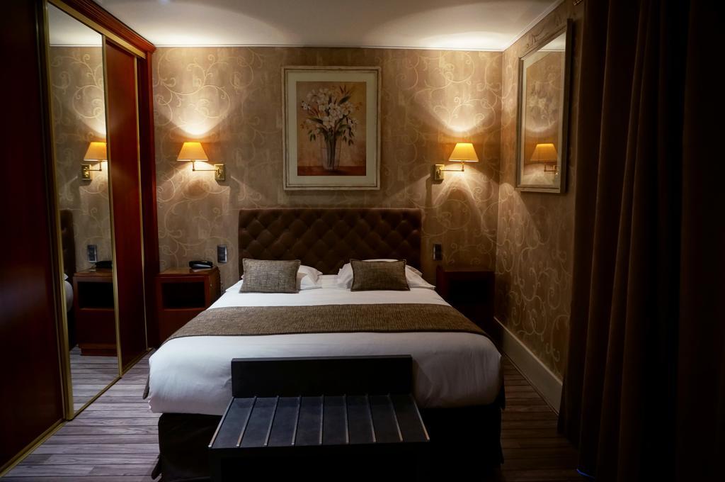 Logis Hotel De Bourgogne - Macon Bagian luar foto