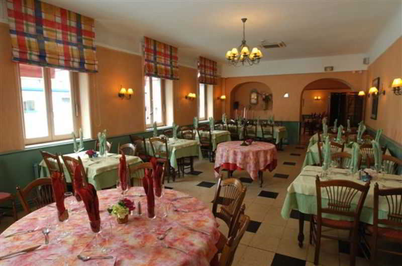 Logis Hotel De Bourgogne - Macon Restoran foto